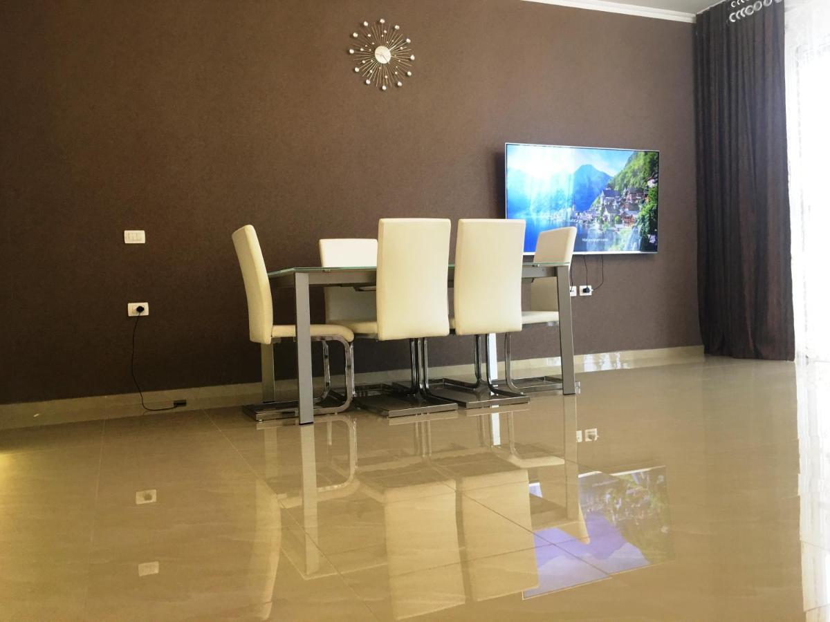 Royal Queen And King Luxury Apartment Sarandë Exteriér fotografie