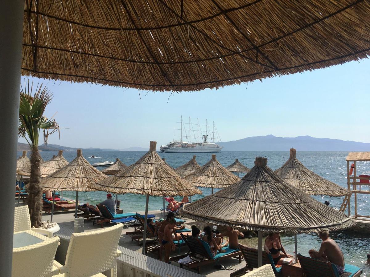 Royal Queen And King Luxury Apartment Sarandë Exteriér fotografie